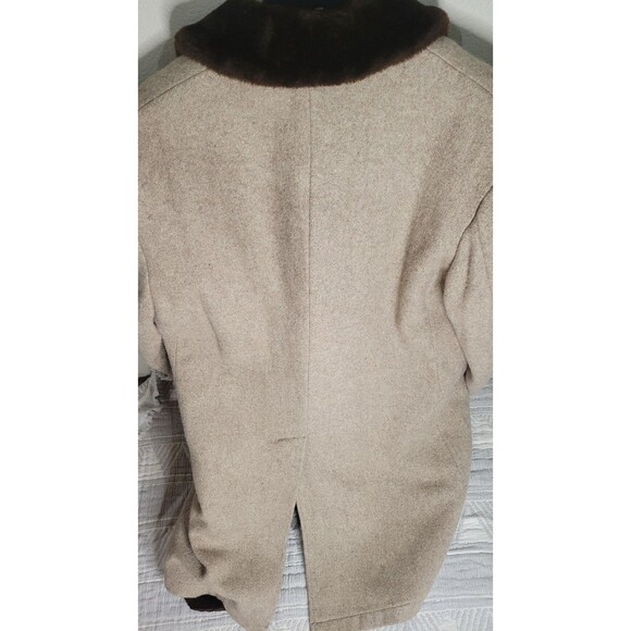 Vintage Botany 500 Men’s 40 Long Wool Coat Camel Tan Faux Fur Lined Overcoat - Picture 6 of 12